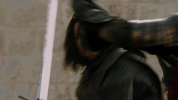 extant_GameOfThrones_1x05-TheWolfAndTheLion_5440