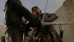 extant_GameOfThrones_1x05-TheWolfAndTheLion_5448