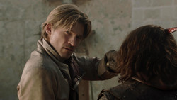 extant_GameOfThrones_1x05-TheWolfAndTheLion_5458