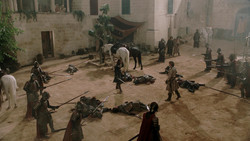 extant_GameOfThrones_1x05-TheWolfAndTheLion_5476