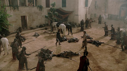 extant_GameOfThrones_1x05-TheWolfAndTheLion_5477