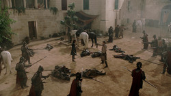 extant_GameOfThrones_1x05-TheWolfAndTheLion_5480