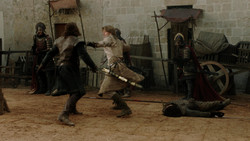 extant_GameOfThrones_1x05-TheWolfAndTheLion_5489