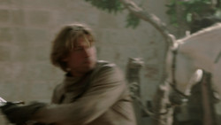 extant_GameOfThrones_1x05-TheWolfAndTheLion_5491
