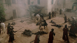 extant_GameOfThrones_1x05-TheWolfAndTheLion_5496
