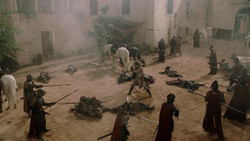 extant_GameOfThrones_1x05-TheWolfAndTheLion_5497