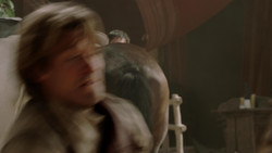 extant_GameOfThrones_1x05-TheWolfAndTheLion_5516