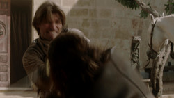 extant_GameOfThrones_1x05-TheWolfAndTheLion_5525