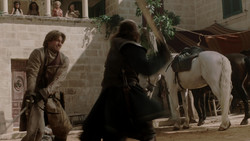 extant_GameOfThrones_1x05-TheWolfAndTheLion_5526