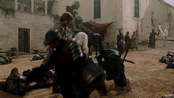 extant_GameOfThrones_1x05-TheWolfAndTheLion_5573