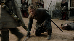 extant_GameOfThrones_1x05-TheWolfAndTheLion_5581