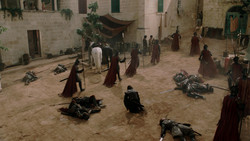 extant_GameOfThrones_1x05-TheWolfAndTheLion_5610