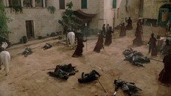 extant_GameOfThrones_1x05-TheWolfAndTheLion_5612