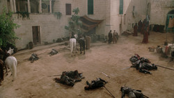 extant_GameOfThrones_1x05-TheWolfAndTheLion_5624