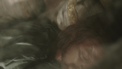 extant_GameOfThrones_1x06-AGoldenCrown_0010