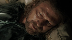 extant_GameOfThrones_1x06-AGoldenCrown_0022