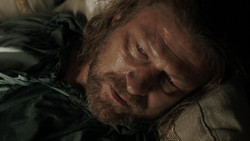 extant_GameOfThrones_1x06-AGoldenCrown_0023
