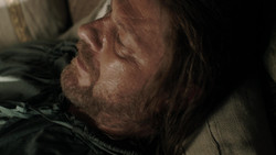 extant_GameOfThrones_1x06-AGoldenCrown_0026