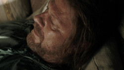 extant_GameOfThrones_1x06-AGoldenCrown_0027