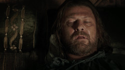 extant_GameOfThrones_1x06-AGoldenCrown_0053