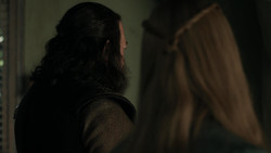 extant_GameOfThrones_1x06-AGoldenCrown_0148