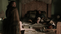 extant_GameOfThrones_1x06-AGoldenCrown_0161