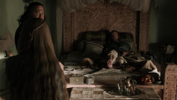 extant_GameOfThrones_1x06-AGoldenCrown_0163
