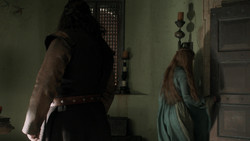 extant_GameOfThrones_1x06-AGoldenCrown_0200