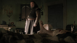 extant_GameOfThrones_1x06-AGoldenCrown_0213
