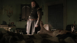 extant_GameOfThrones_1x06-AGoldenCrown_0215