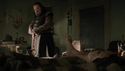 extant_GameOfThrones_1x06-AGoldenCrown_0219
