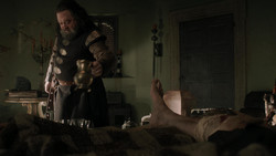 extant_GameOfThrones_1x06-AGoldenCrown_0222