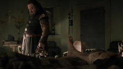 extant_GameOfThrones_1x06-AGoldenCrown_0224
