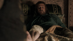 extant_GameOfThrones_1x06-AGoldenCrown_0228