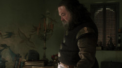 extant_GameOfThrones_1x06-AGoldenCrown_0231