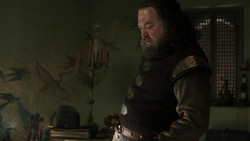 extant_GameOfThrones_1x06-AGoldenCrown_0232
