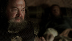 extant_GameOfThrones_1x06-AGoldenCrown_0241