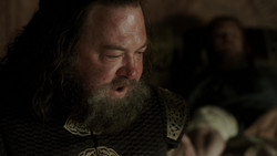 extant_GameOfThrones_1x06-AGoldenCrown_0299