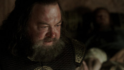 extant_GameOfThrones_1x06-AGoldenCrown_0302