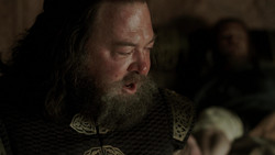 extant_GameOfThrones_1x06-AGoldenCrown_0309