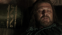 extant_GameOfThrones_1x06-AGoldenCrown_0330