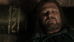 extant_GameOfThrones_1x06-AGoldenCrown_0338
