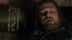 extant_GameOfThrones_1x06-AGoldenCrown_0341