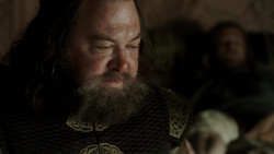 extant_GameOfThrones_1x06-AGoldenCrown_0344