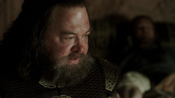 extant_GameOfThrones_1x06-AGoldenCrown_0352