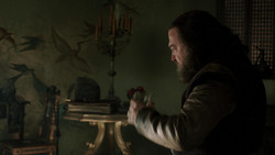 extant_GameOfThrones_1x06-AGoldenCrown_0362
