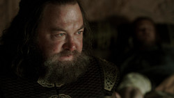 extant_GameOfThrones_1x06-AGoldenCrown_0372