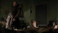 extant_GameOfThrones_1x06-AGoldenCrown_0404
