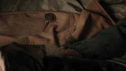 extant_GameOfThrones_1x06-AGoldenCrown_0408