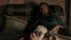 extant_GameOfThrones_1x06-AGoldenCrown_0426